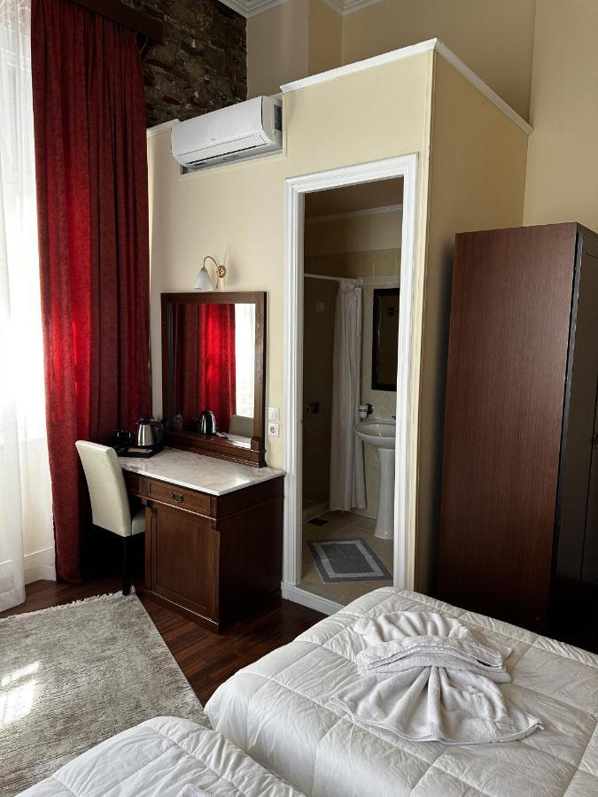 Hotel Aktaion Syros แอร์มูโปลี ภายนอก รูปภาพ