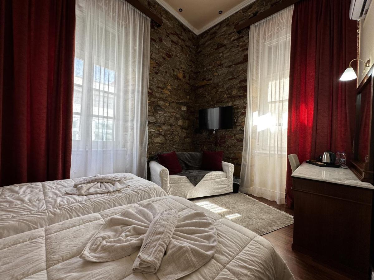 Hotel Aktaion Syros แอร์มูโปลี ภายนอก รูปภาพ