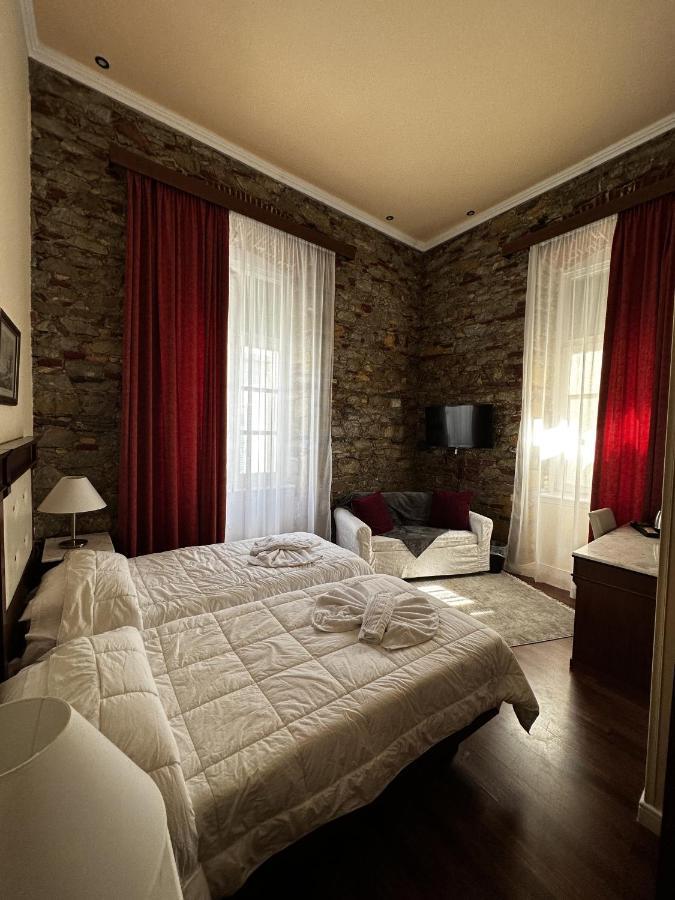 Hotel Aktaion Syros แอร์มูโปลี ภายนอก รูปภาพ