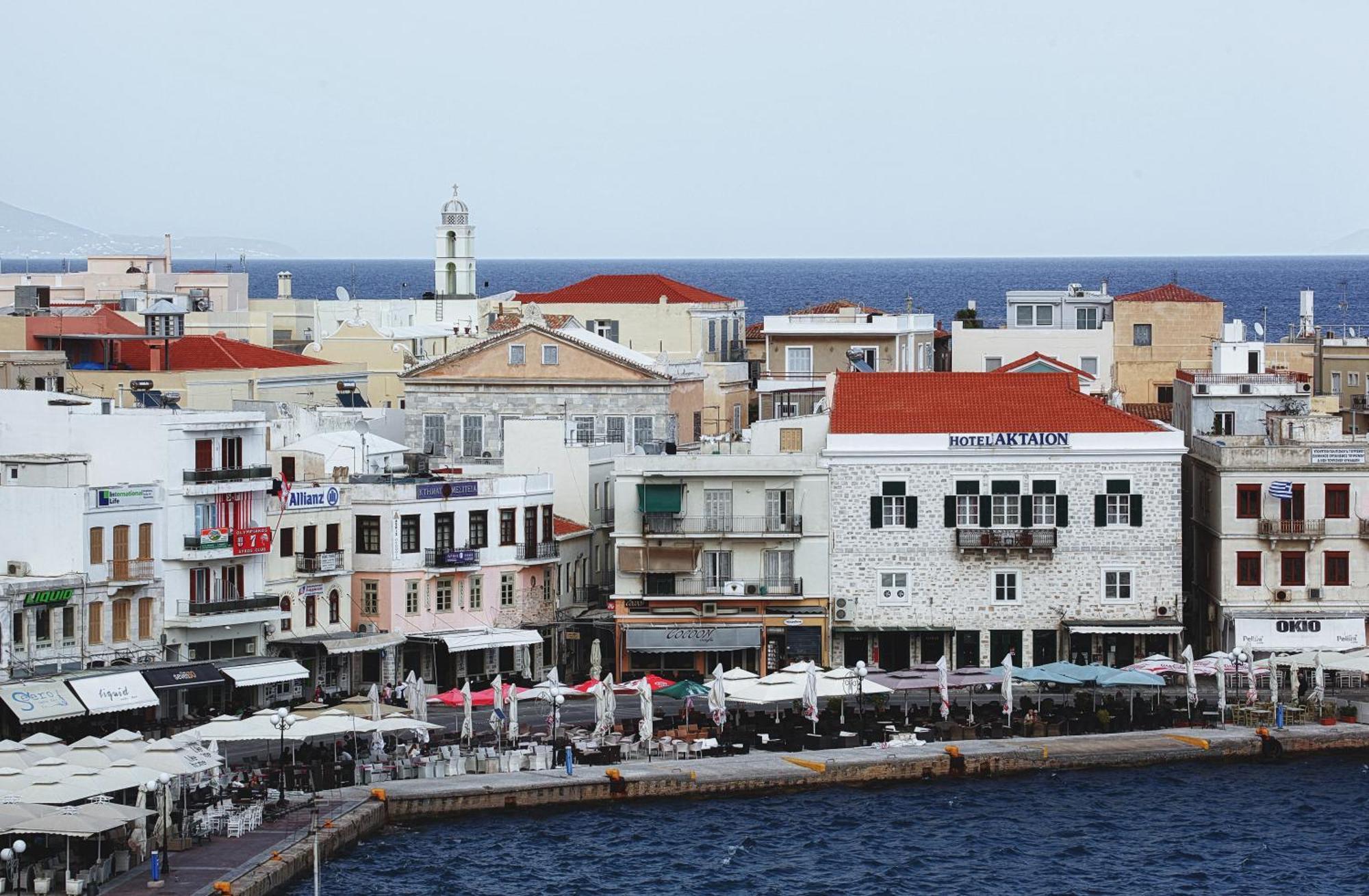 Hotel Aktaion Syros แอร์มูโปลี ภายนอก รูปภาพ